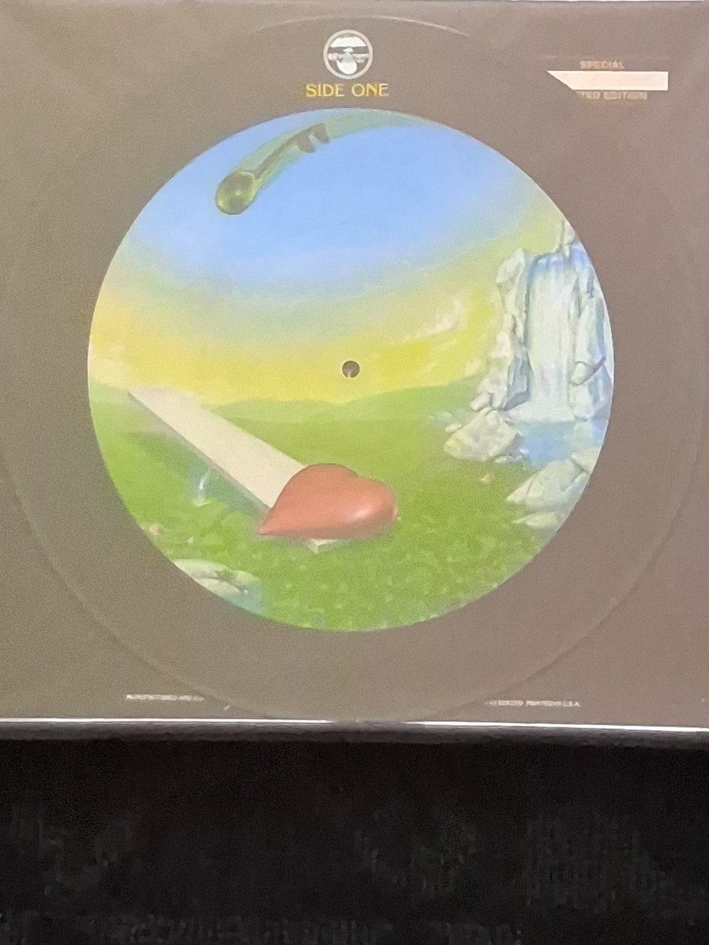 The Band "HEART"  Vintage Vinyl Record